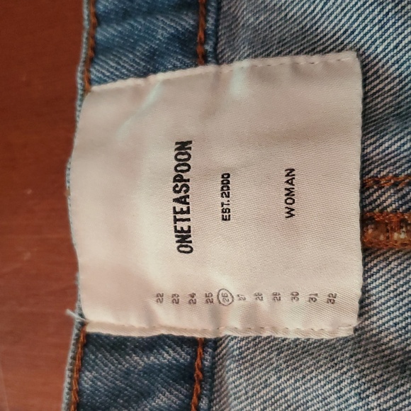 One Teaspoon by Revolve Denim Paint Splash Rocker Skirt. Size 26 - Picture 7 of 9